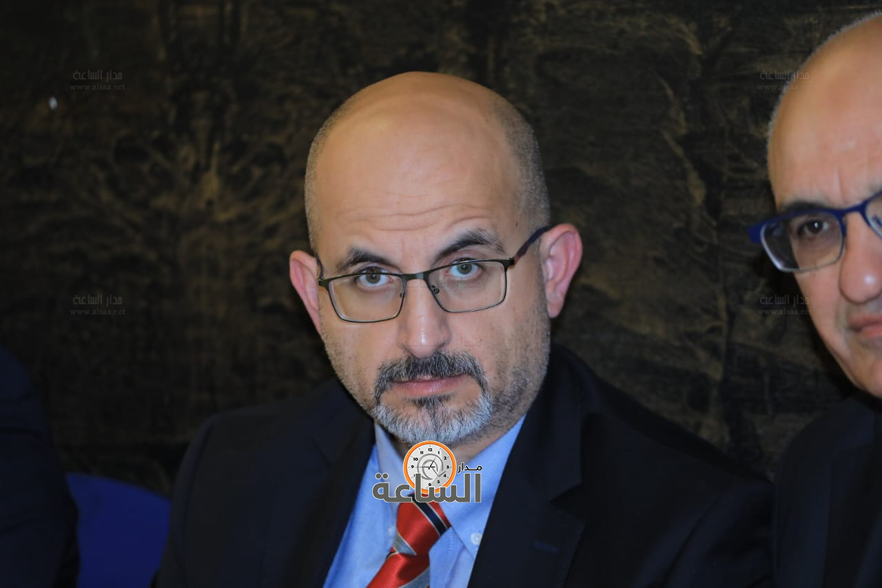 Madar Al-Saa Images 0.9890422770309767