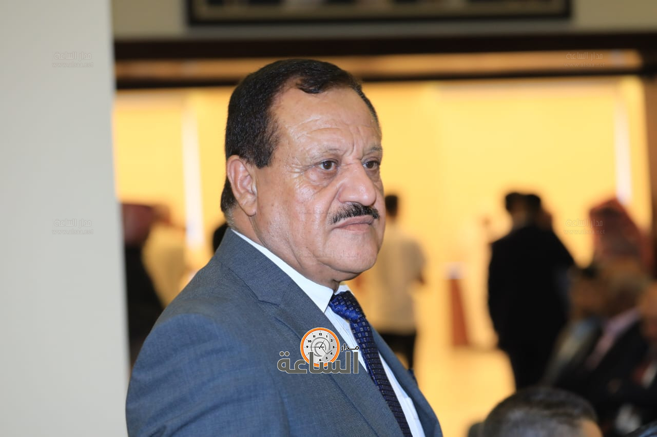 Madar Al-Saa Images 0.9433898923994987