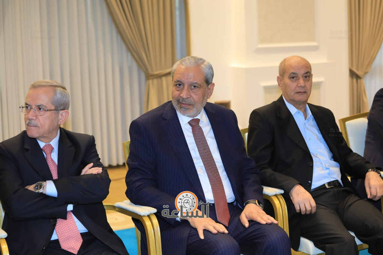 Madar Al-Saa Images 0.7005500415630359