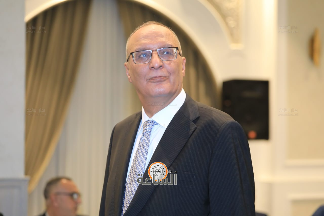 Madar Al-Saa Images 0.7073786568490543