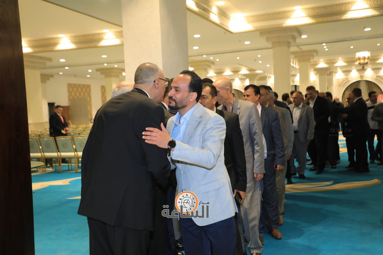 Madar Al-Saa Images 0.15250864147152787