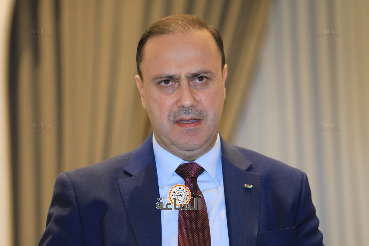 Madar Al-Saa Images 0.37263680976826985