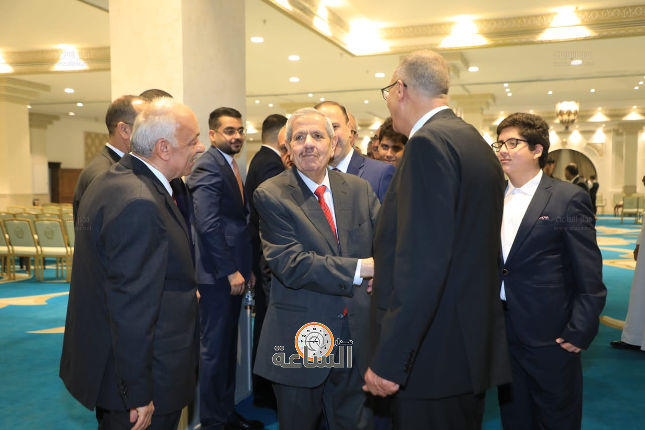 Madar Al-Saa Images 0.8760041648189778