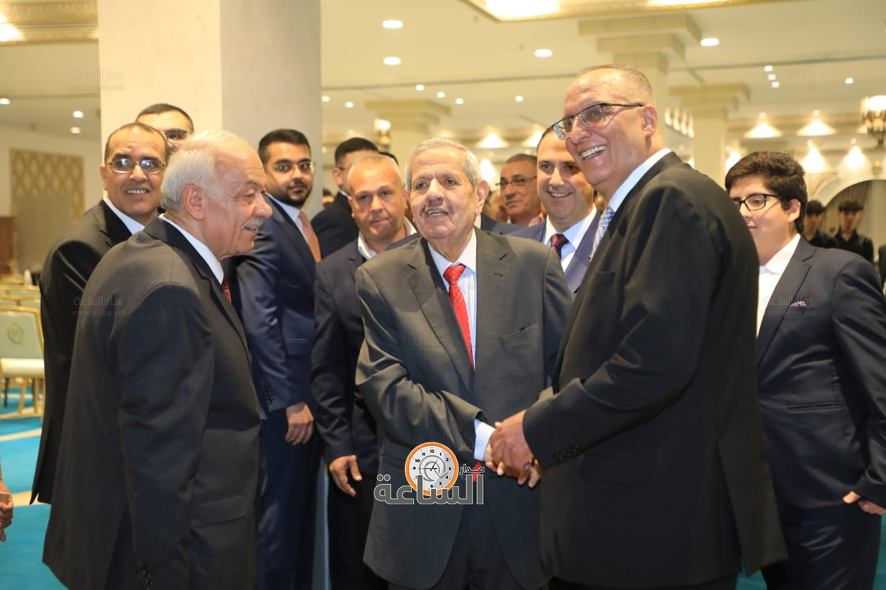 Madar Al-Saa Images 0.8395700780493062