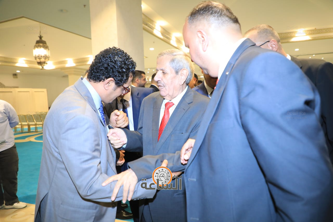 Madar Al-Saa Images 0.05729232134466489