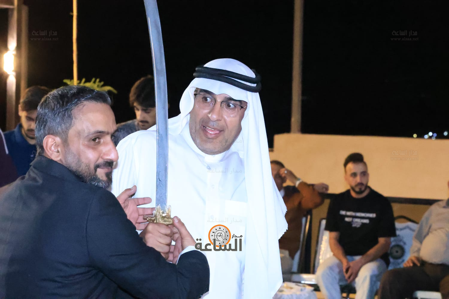 Madar Al-Saa Images 0.49812926779946587