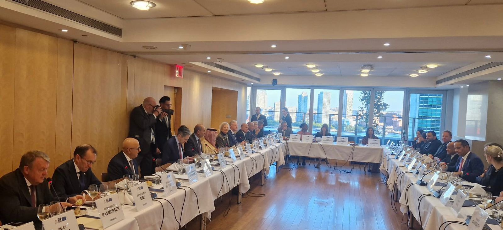 Madar Al-Saa Images 0.5401215524850703