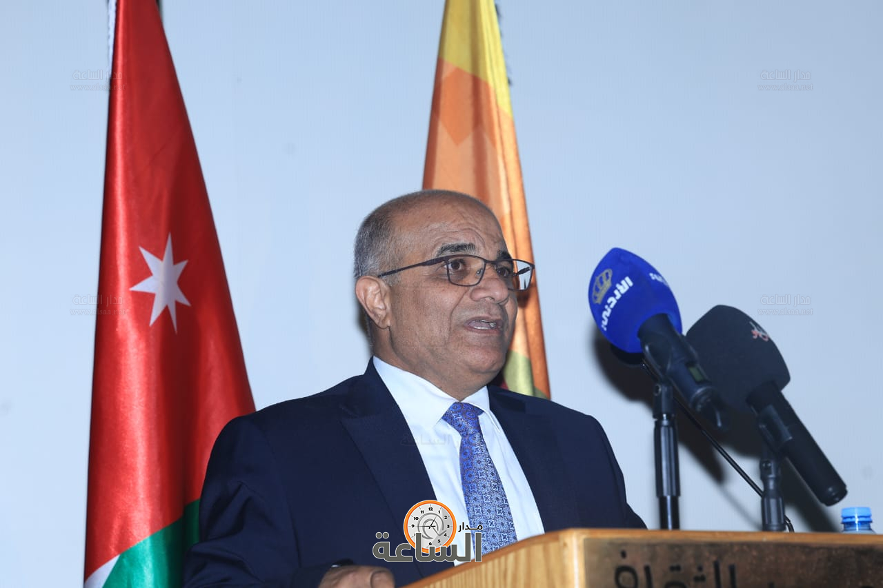 Madar Al-Saa Images 0.12853033862137342