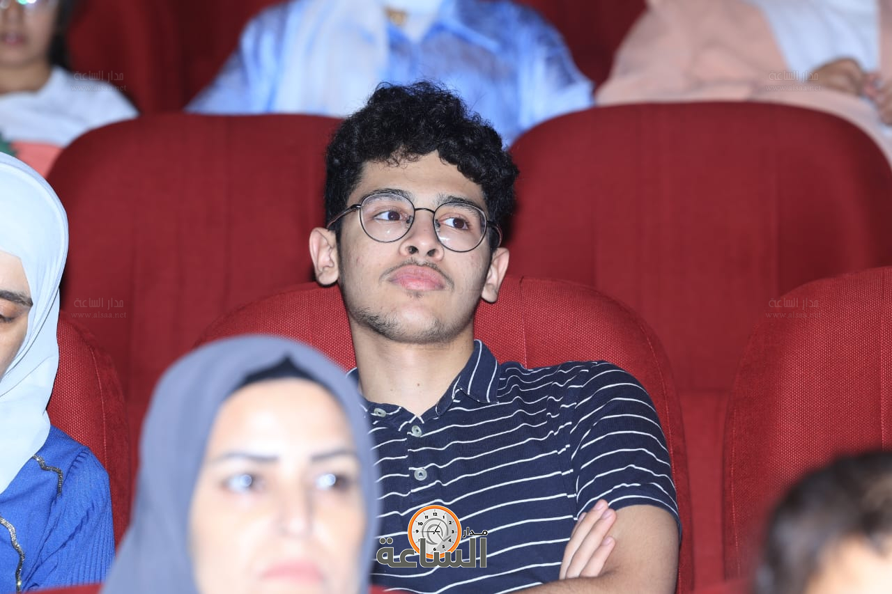 Madar Al-Saa Images 0.9838569786005107