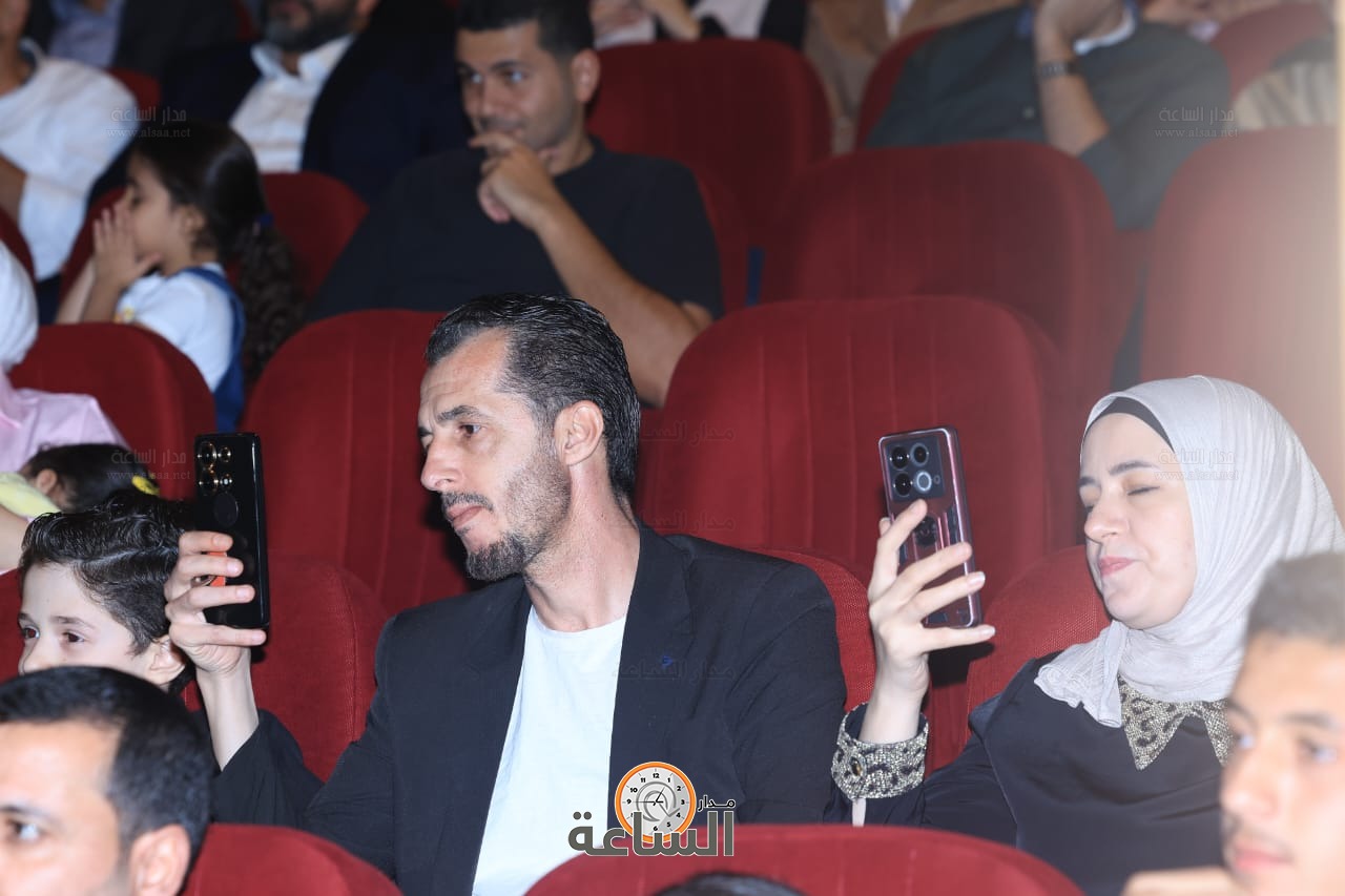 Madar Al-Saa Images 0.7652907732892026