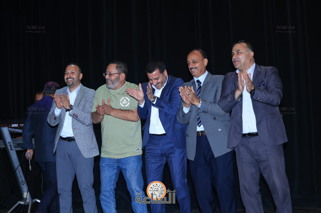 Madar Al-Saa Images 0.30617407811098796