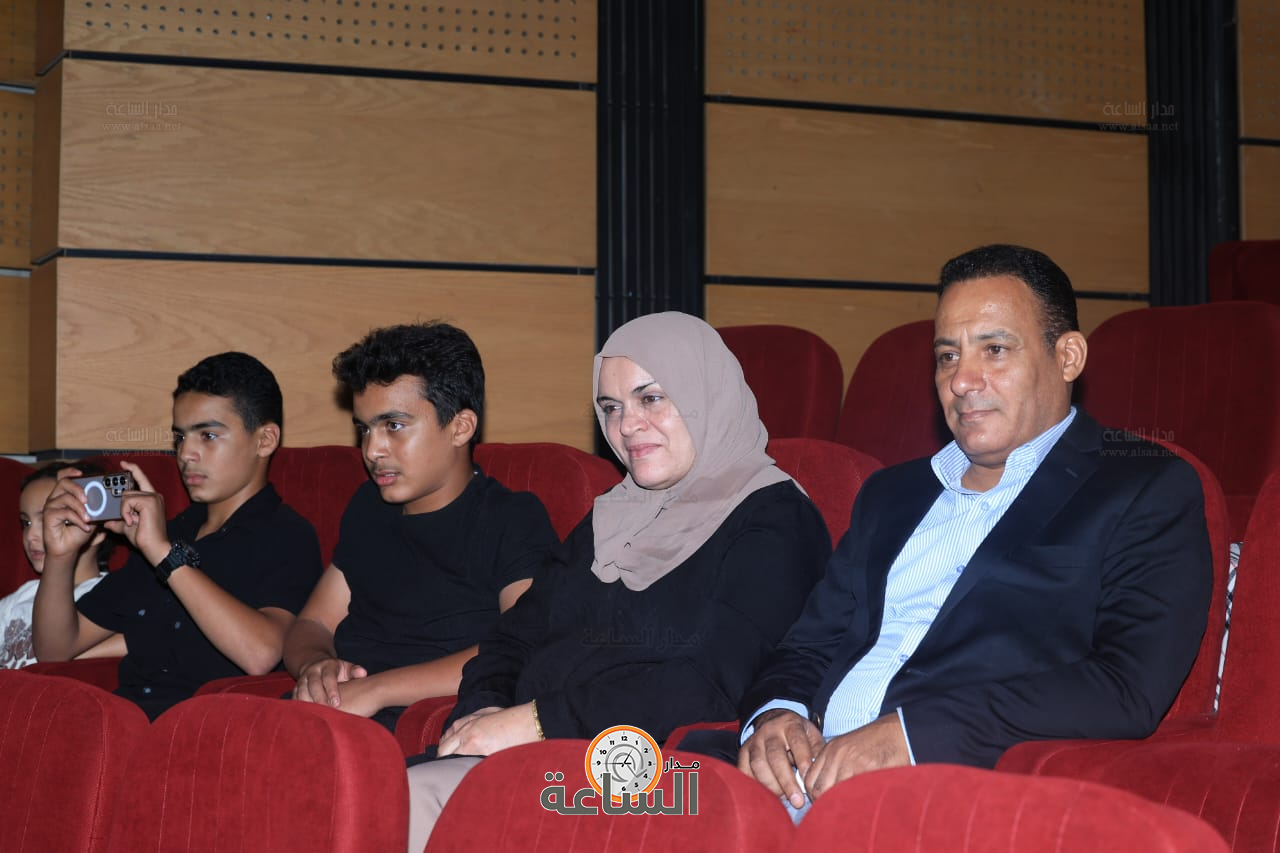 Madar Al-Saa Images 0.9113133496796948