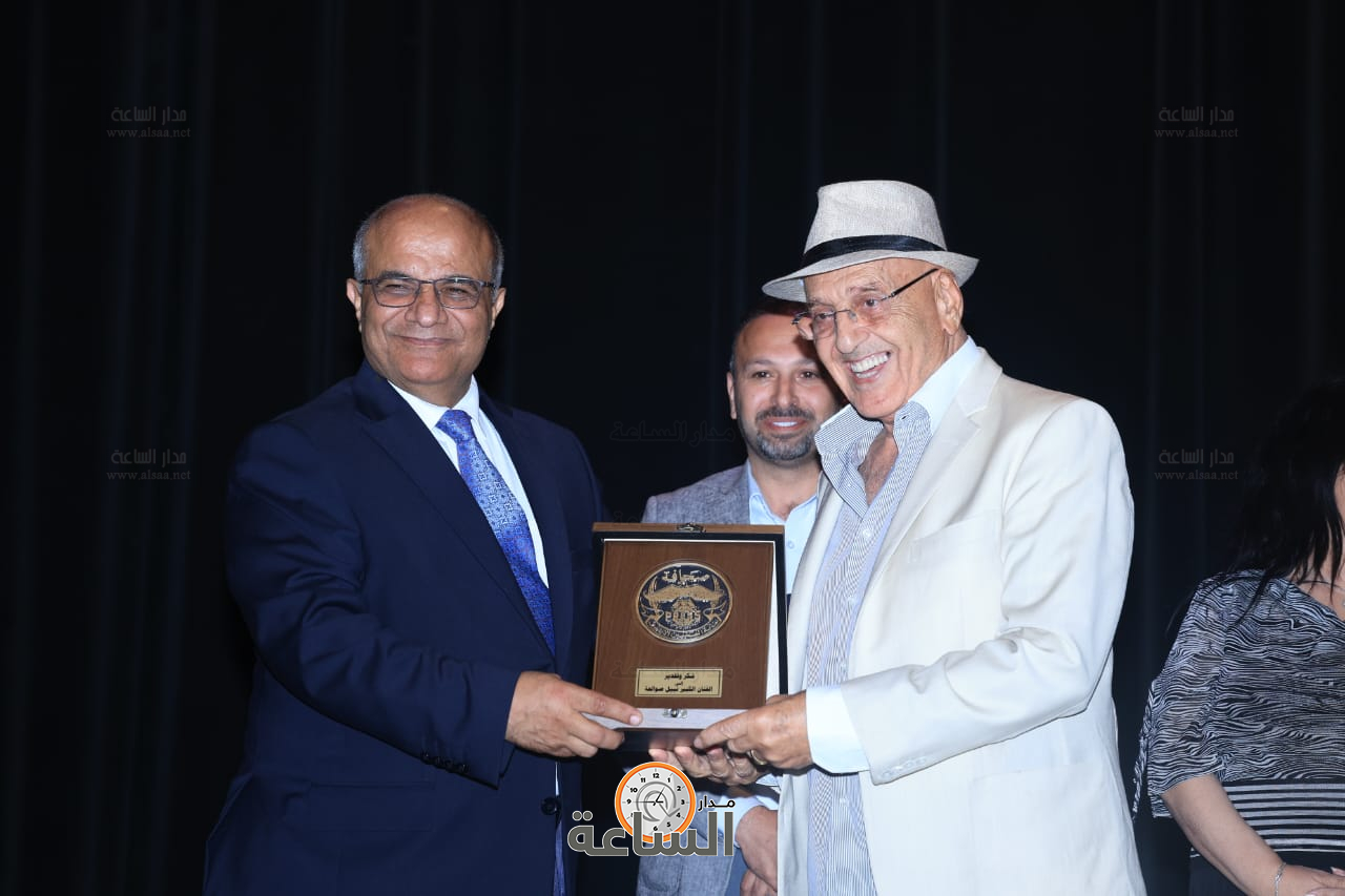 Madar Al-Saa Images 0.7981933208317811