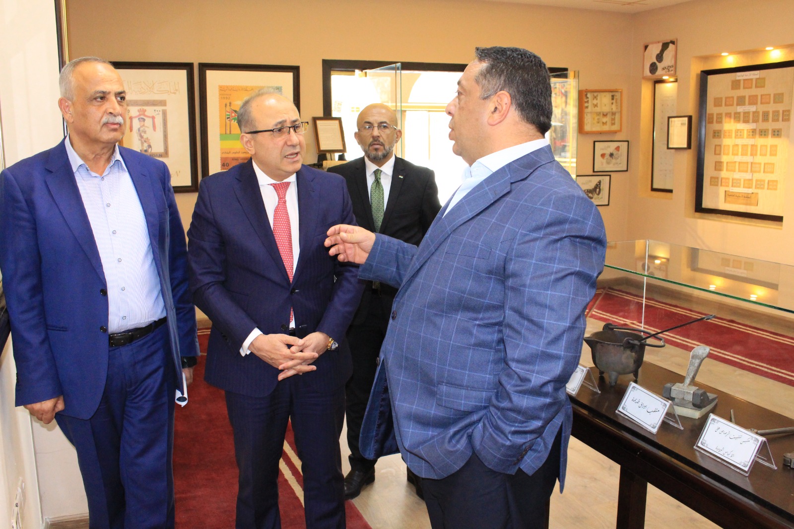 Madar Al-Saa Images 0.47261158197039366