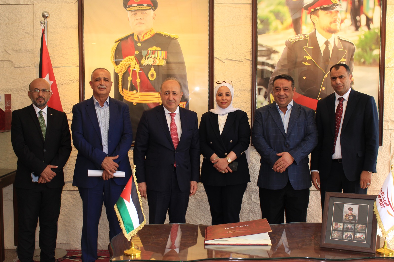 Madar Al-Saa Images 0.41749291977654057