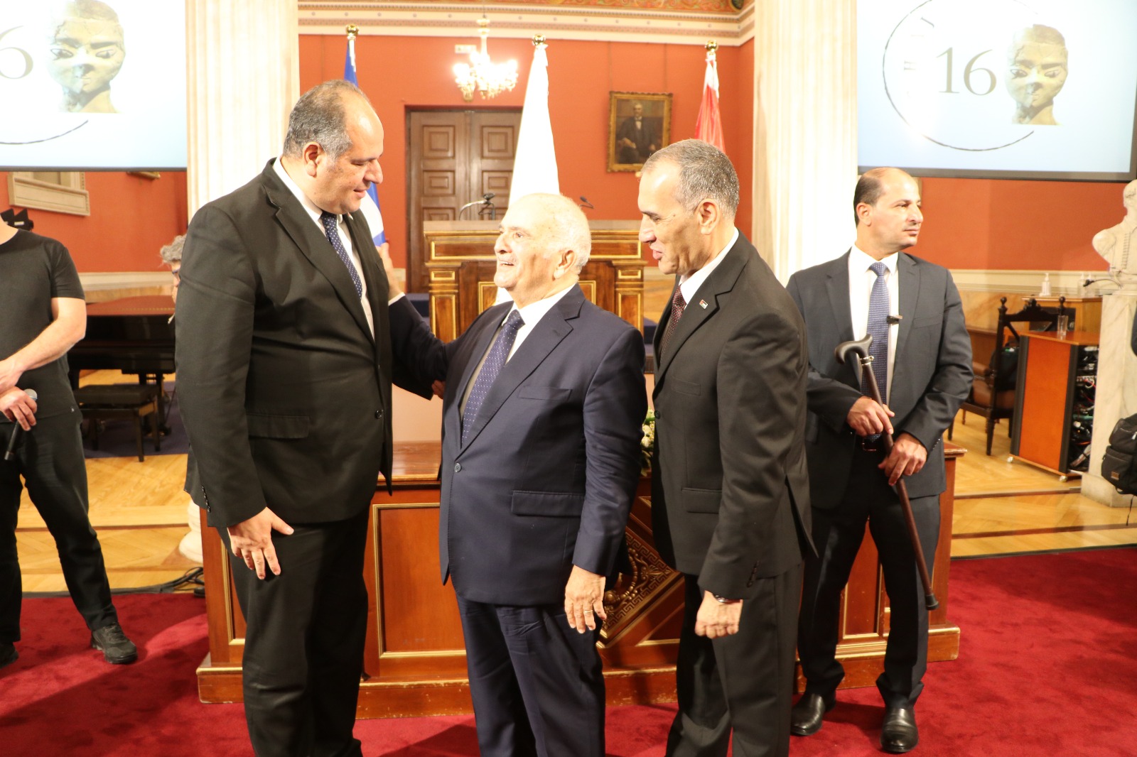 Madar Al-Saa Images 0.9034087597202606