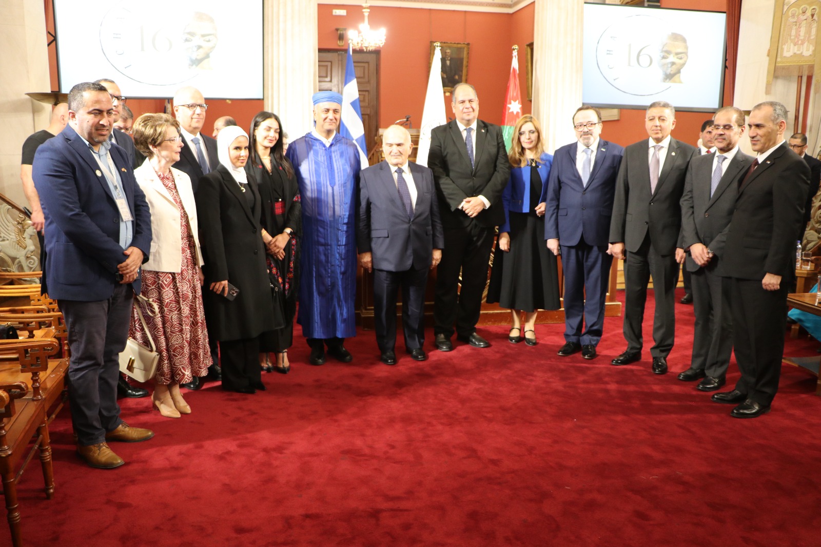 Madar Al-Saa Images 0.7931843534417885