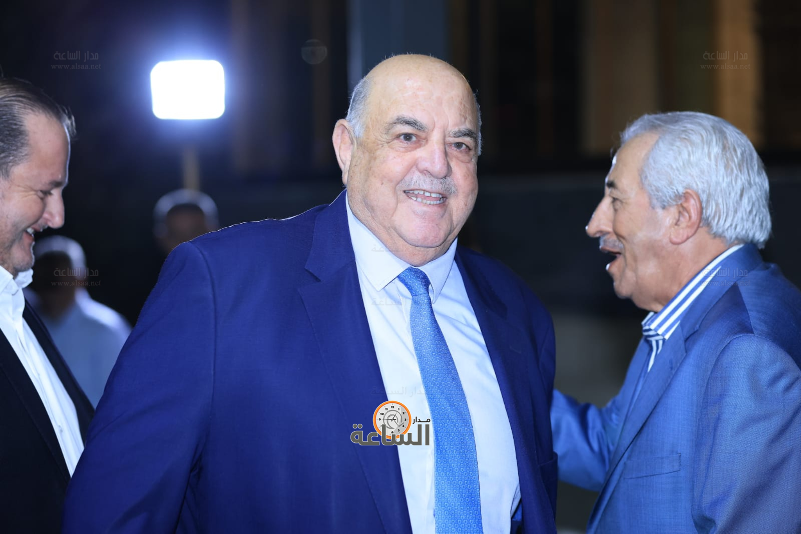 Madar Al-Saa Images 0.4149290581821432