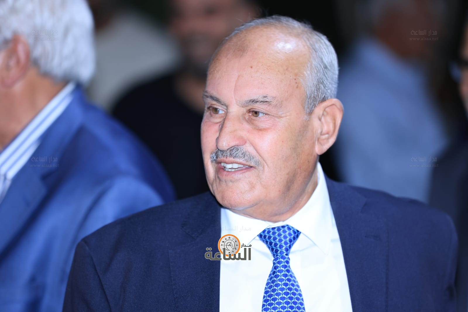 Madar Al-Saa Images 0.011811112818489788