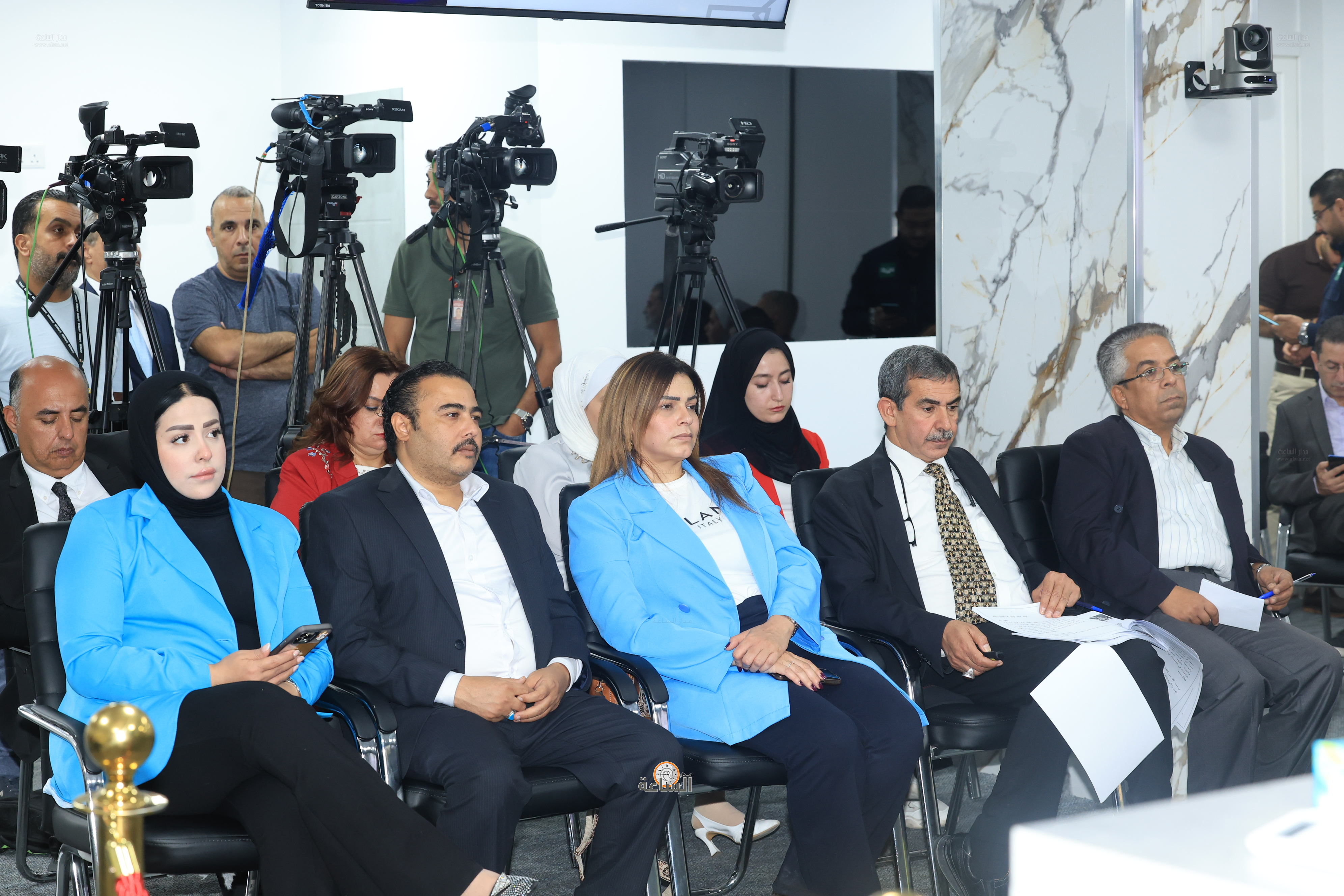 Madar Al-Saa Images 0.5579622817074329