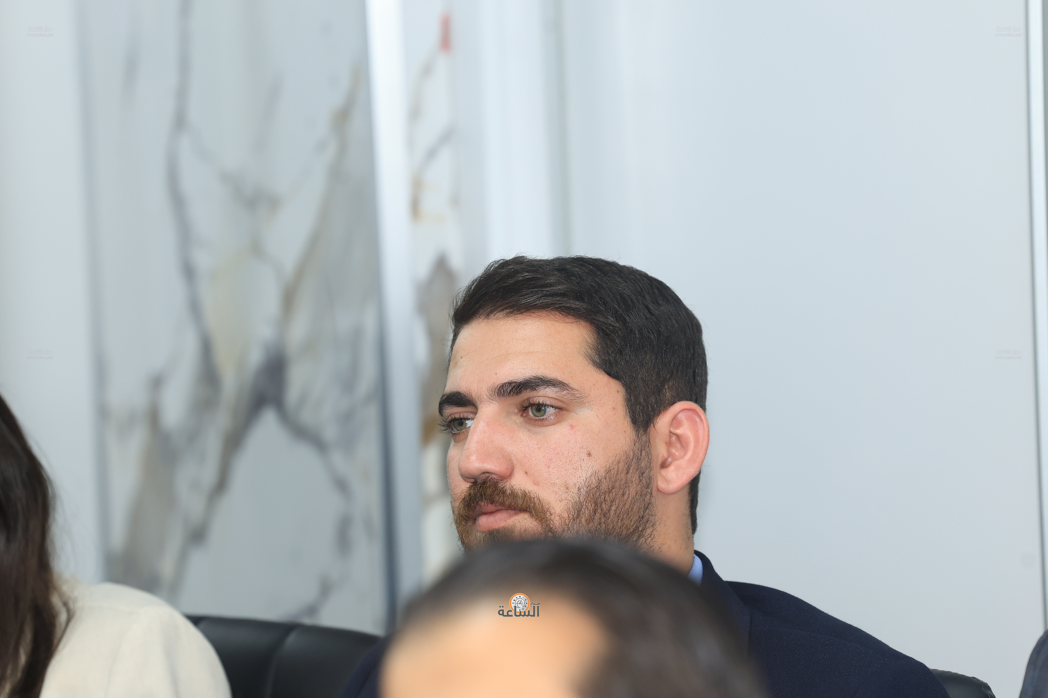 Madar Al-Saa Images 0.11700648367534727