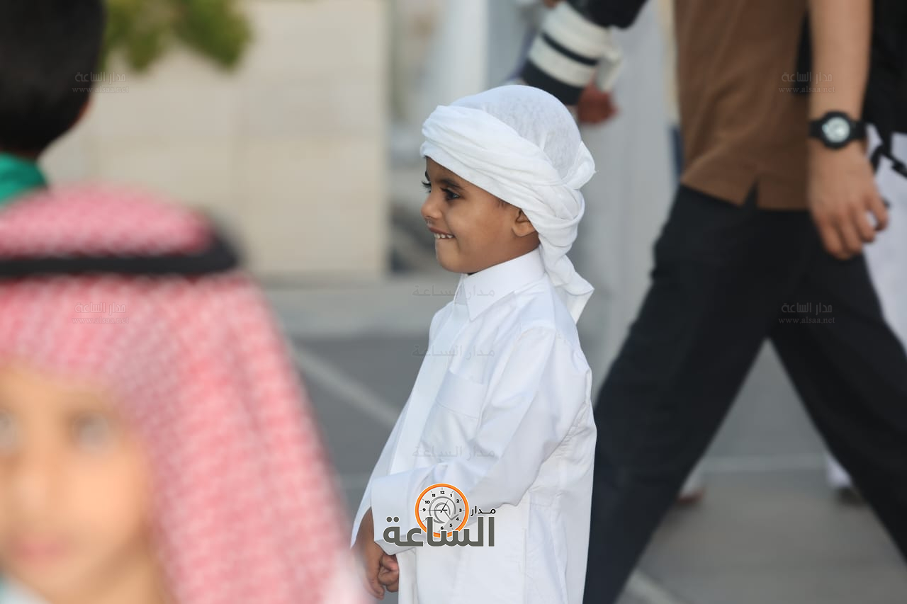 Madar Al-Saa Images 0.348462681987887