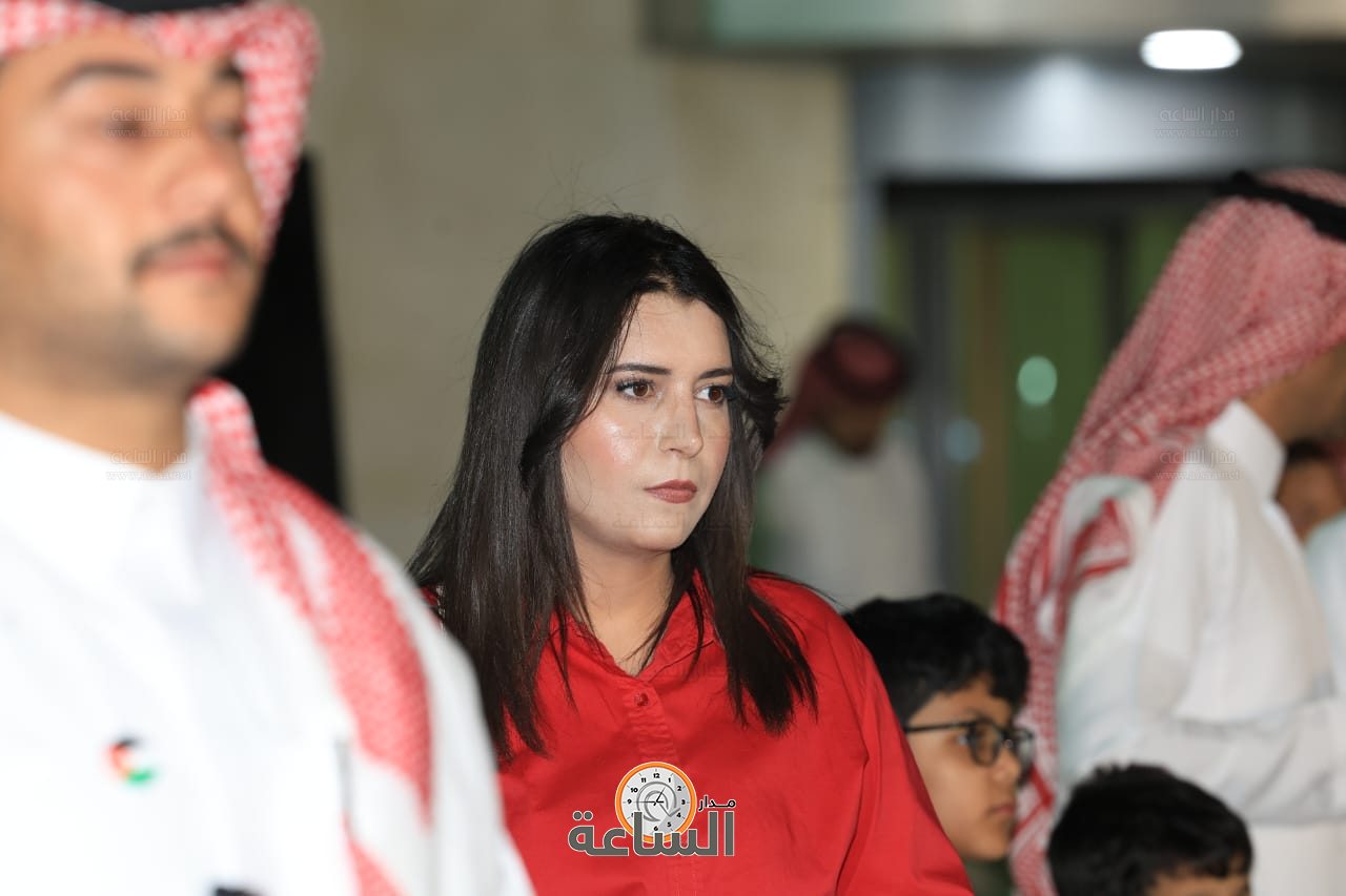 Madar Al-Saa Images 0.1354876819154599