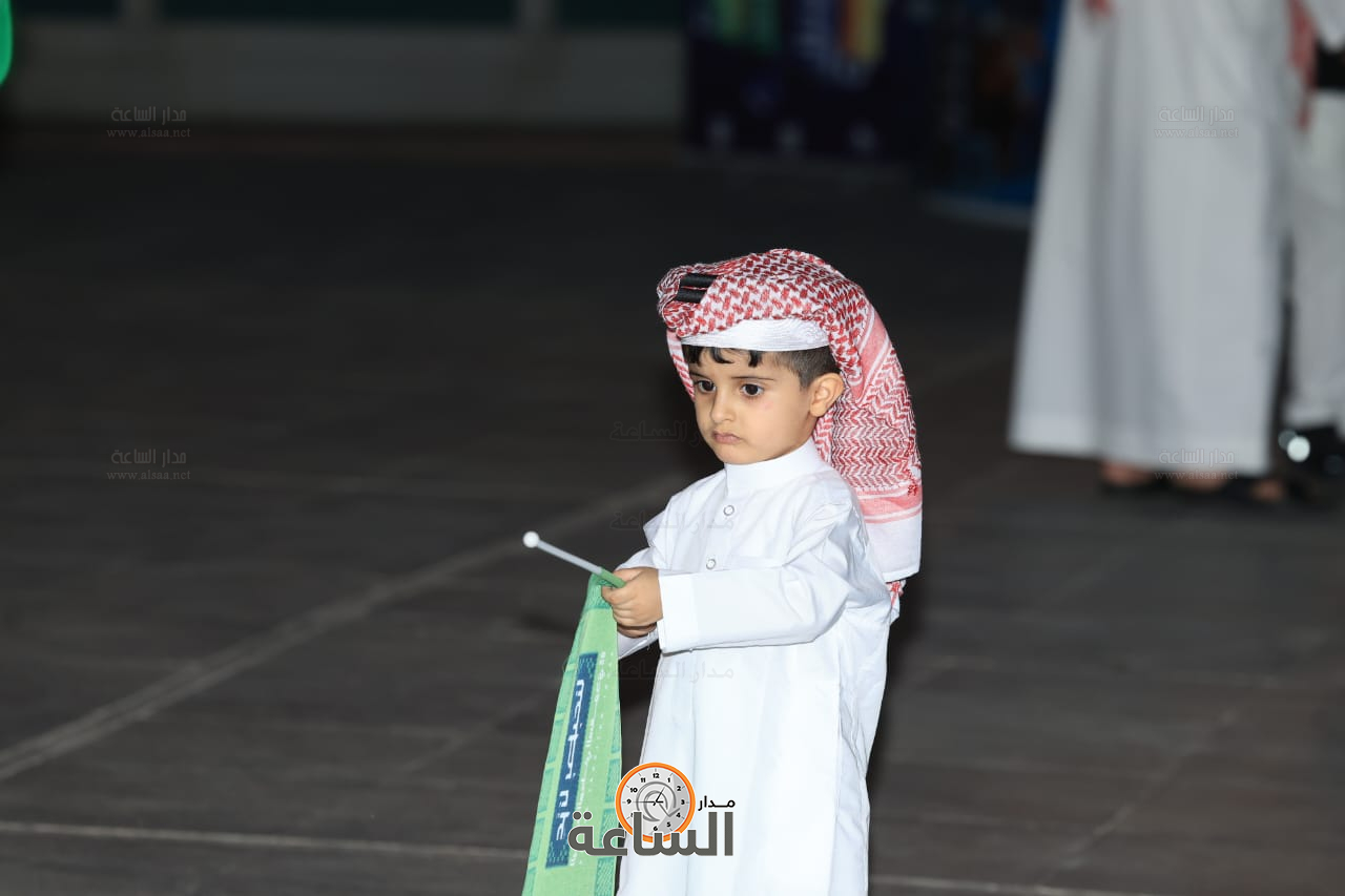 Madar Al-Saa Images 0.8527953922157429