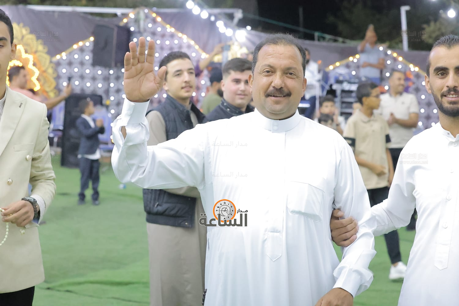 Madar Al-Saa Images 0.3857407772005047