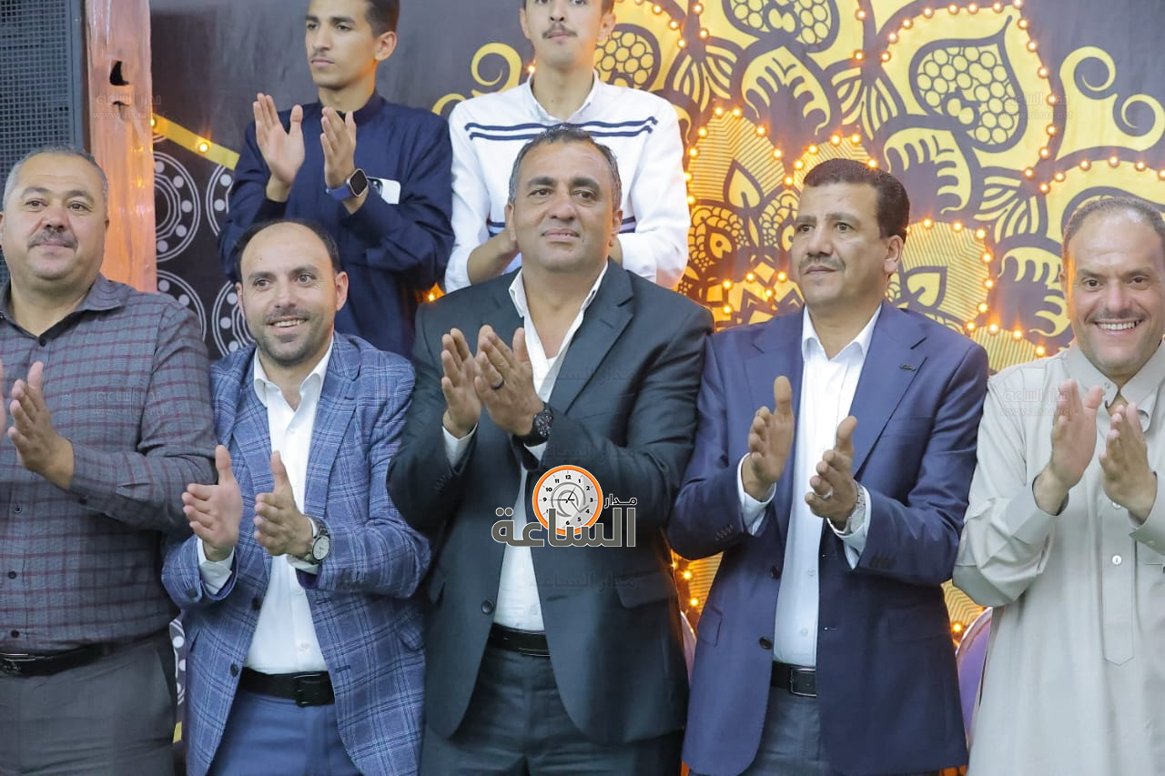 Madar Al-Saa Images 0.08975469544462311