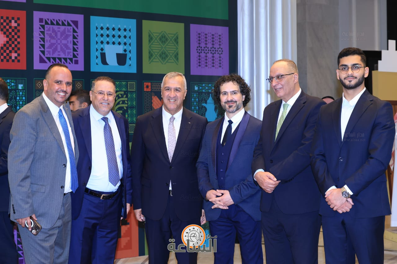 Madar Al-Saa Images 0.3737978822737401