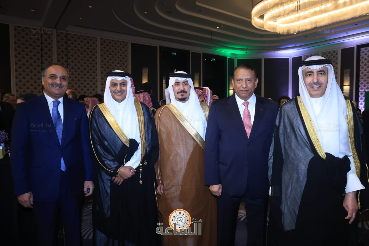 Madar Al-Saa Images 0.2905517523448319