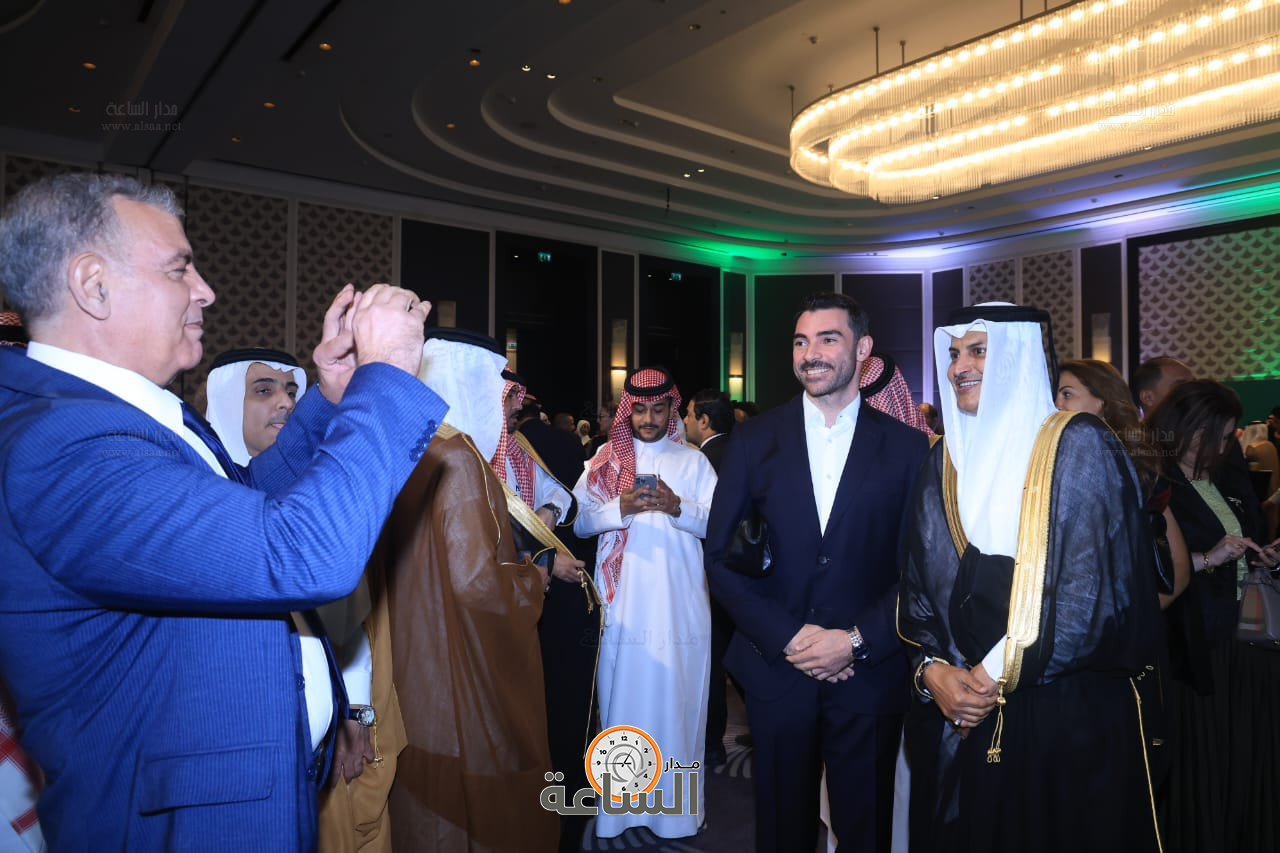 Madar Al-Saa Images 0.5678300538117073