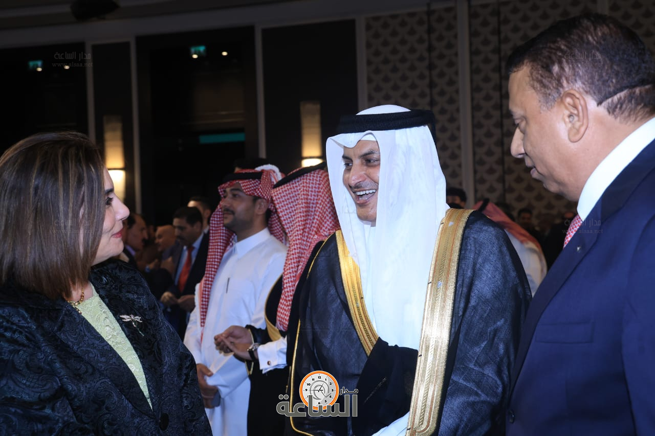 Madar Al-Saa Images 0.016598748185078782