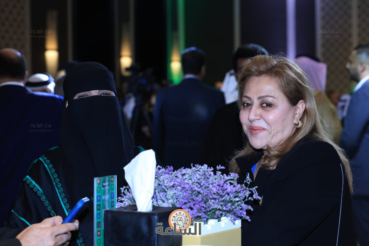 Madar Al-Saa Images 0.07659387138711005