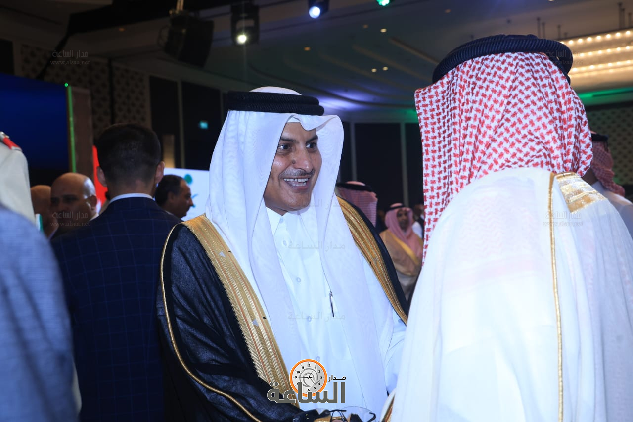 Madar Al-Saa Images 0.7447568983492082