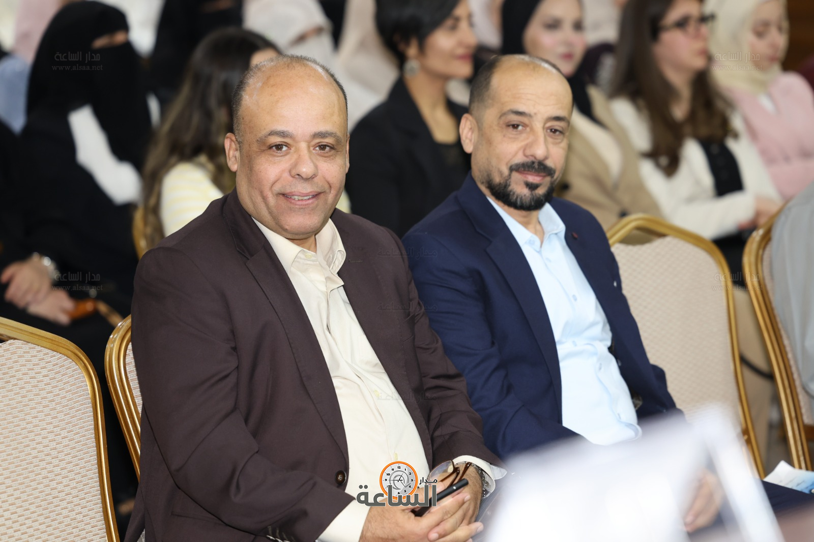 Madar Al-Saa Images 0.7700638552219023