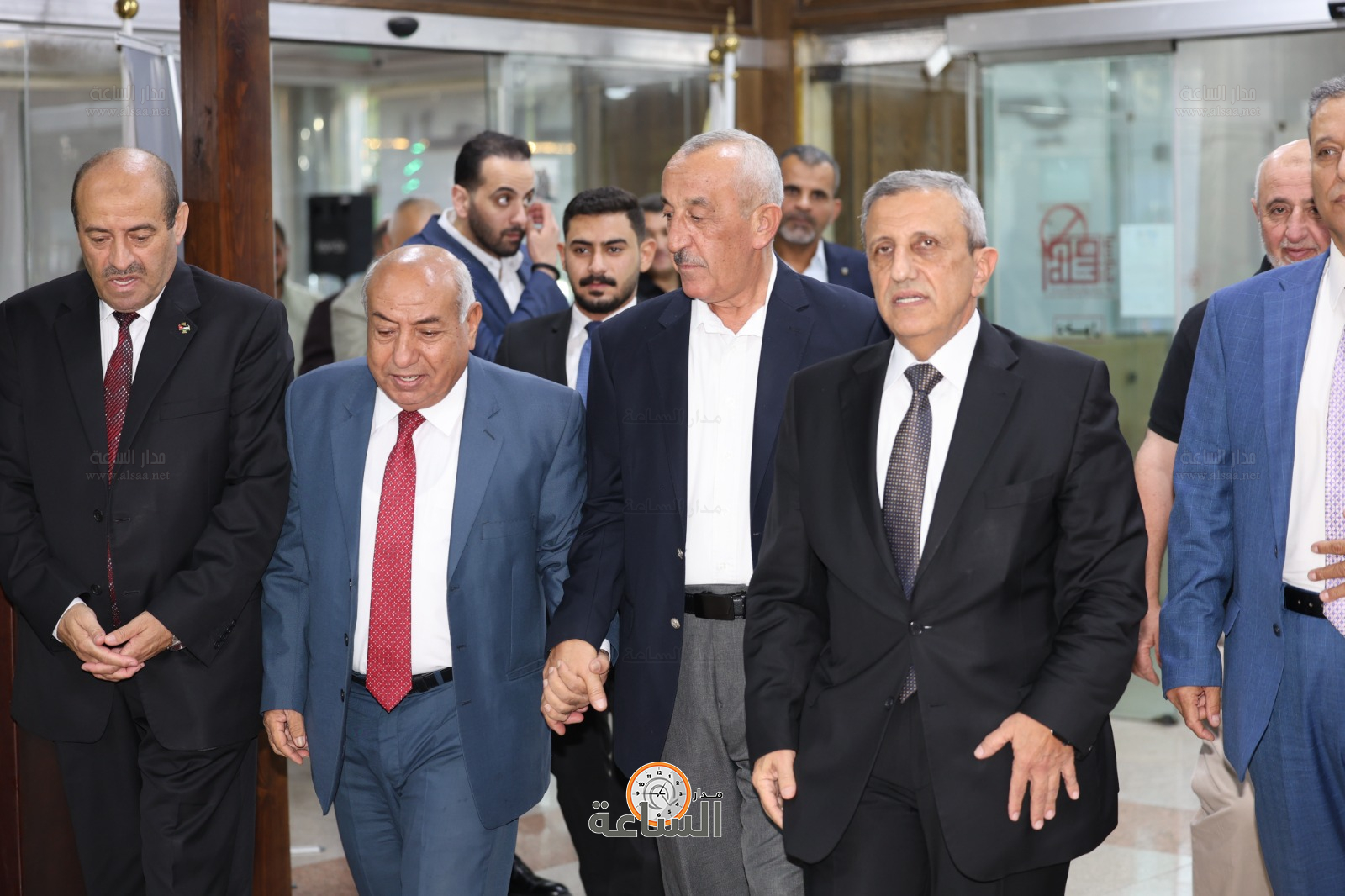 Madar Al-Saa Images 0.15023029791596532