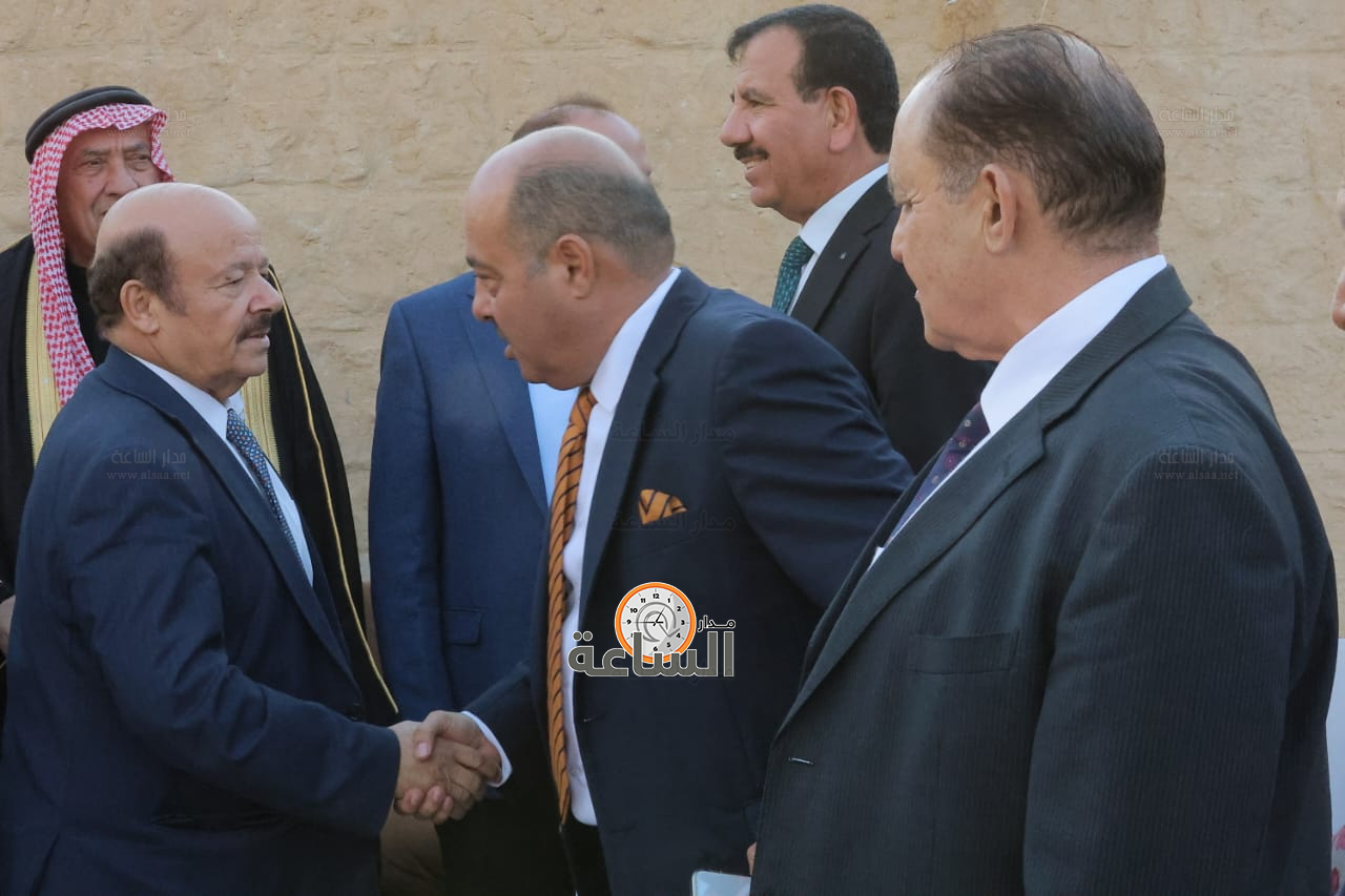 Madar Al-Saa Images 0.3777643996532688