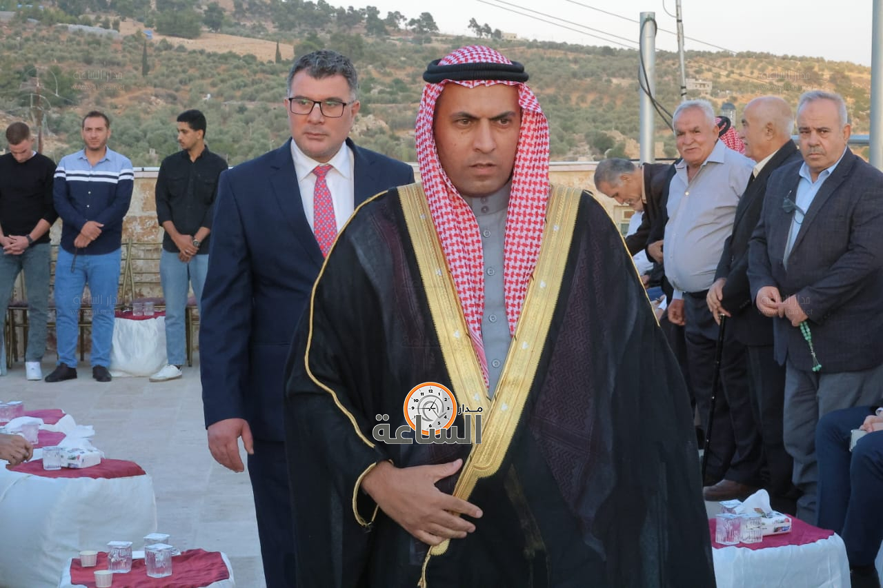 Madar Al-Saa Images 0.3495364825517414