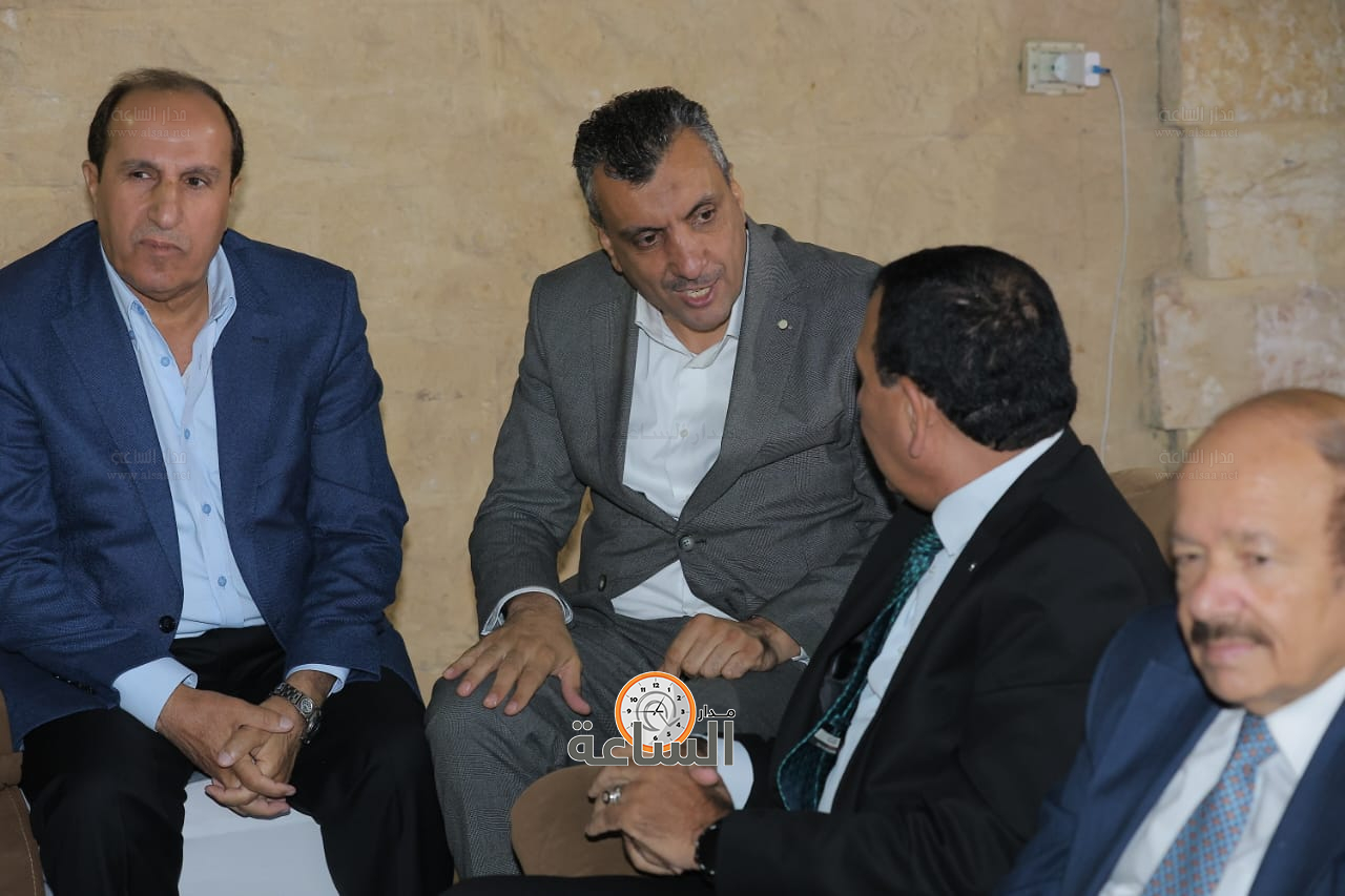 Madar Al-Saa Images 0.007485699383593003