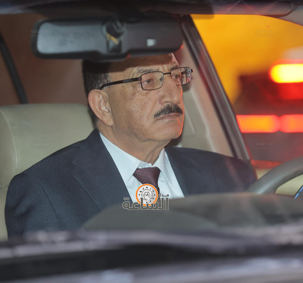 Madar Al-Saa Images 0.8357546323434206