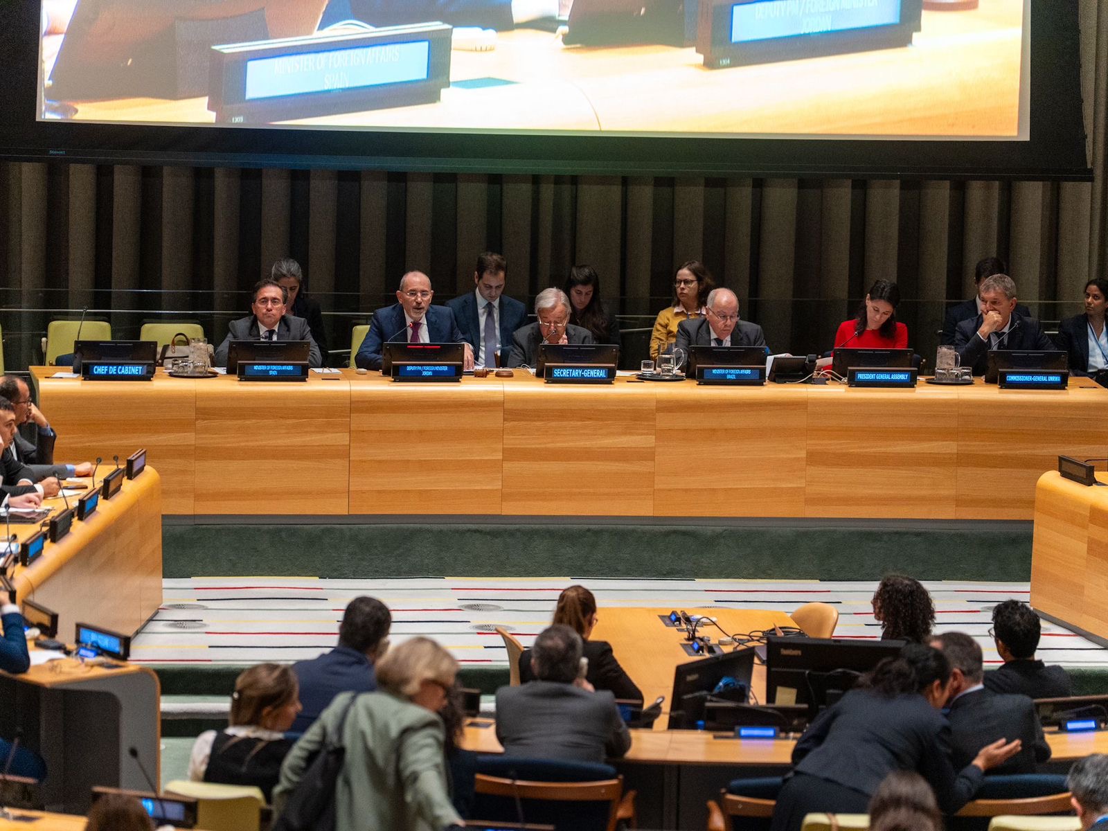 Madar Al-Saa Images 0.6675183193943837