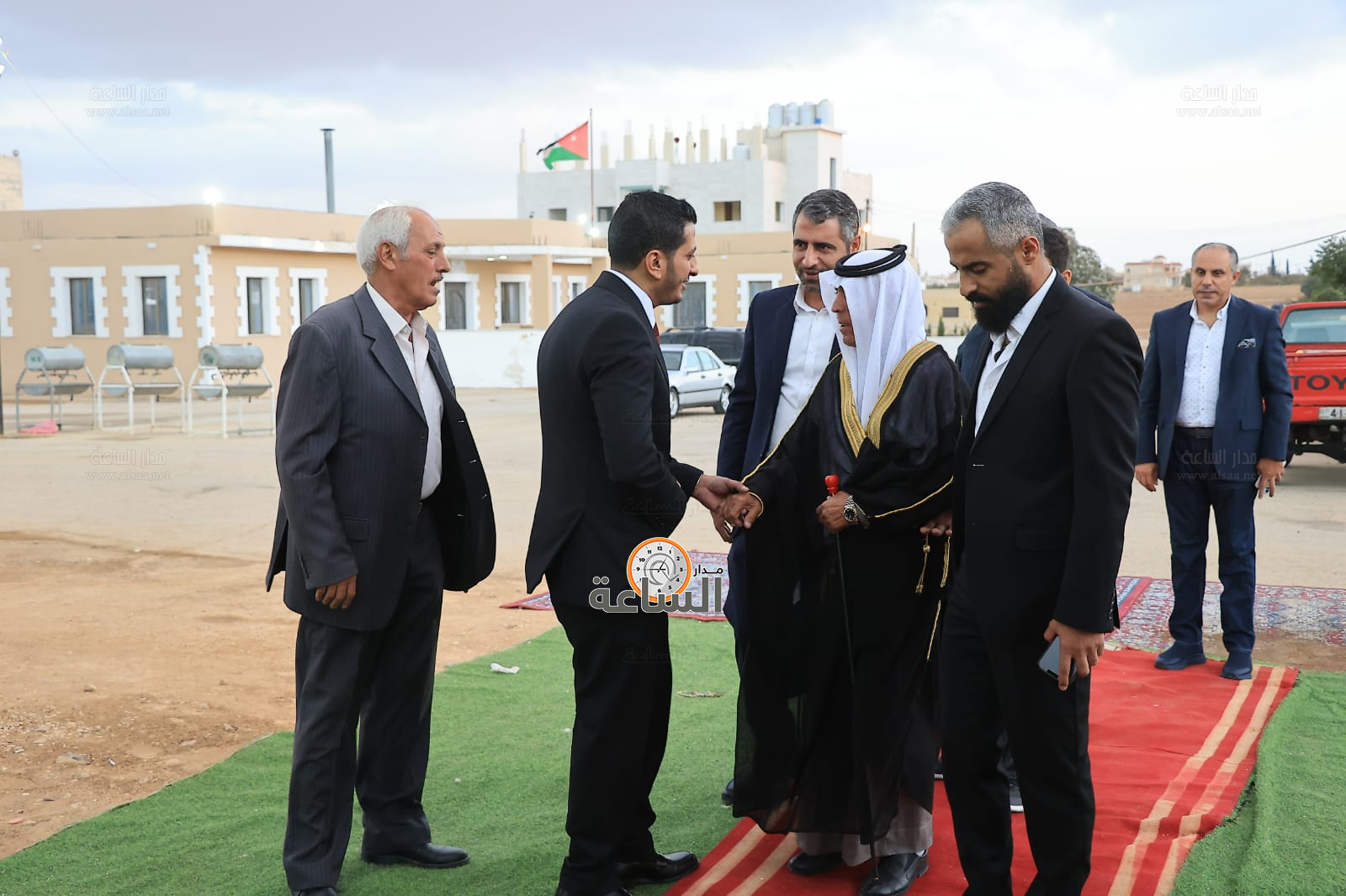 Madar Al-Saa Images 0.5511602298606271