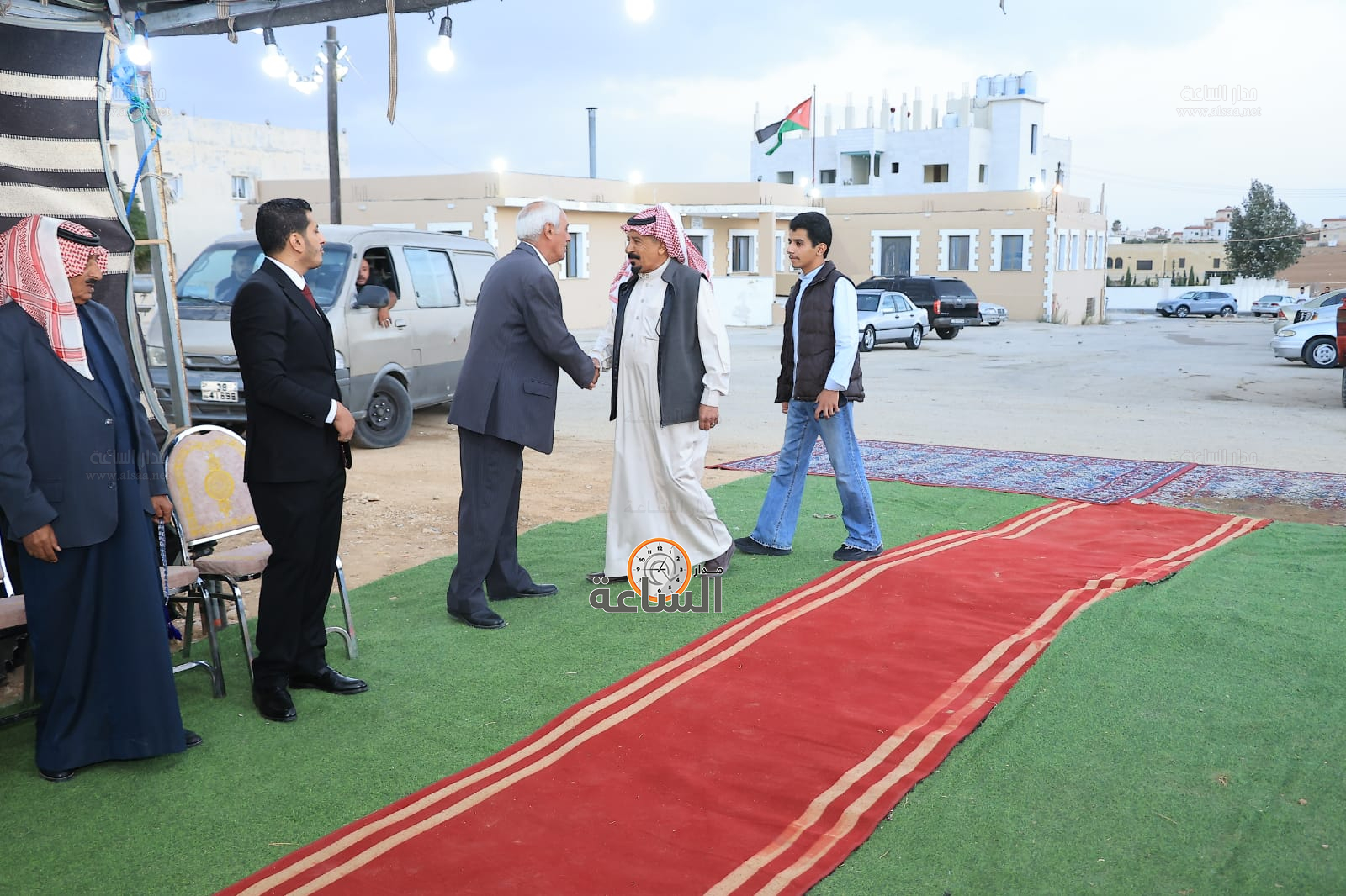 Madar Al-Saa Images 0.6852154522425913