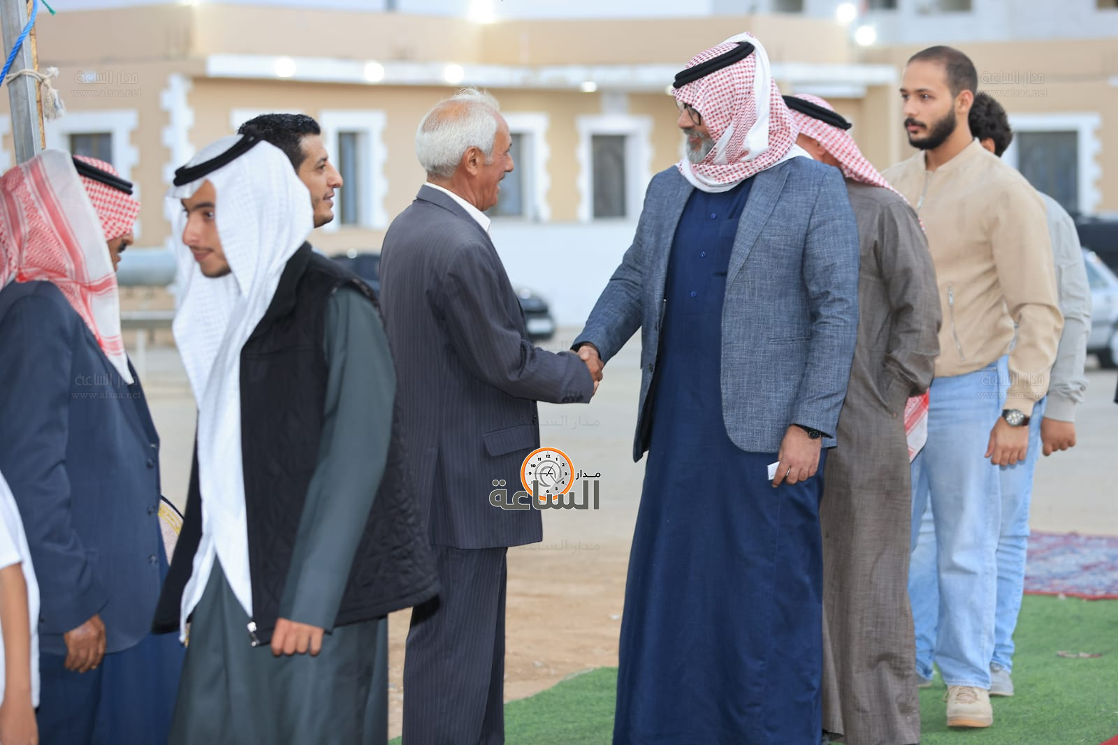 Madar Al-Saa Images 0.3887450629442927