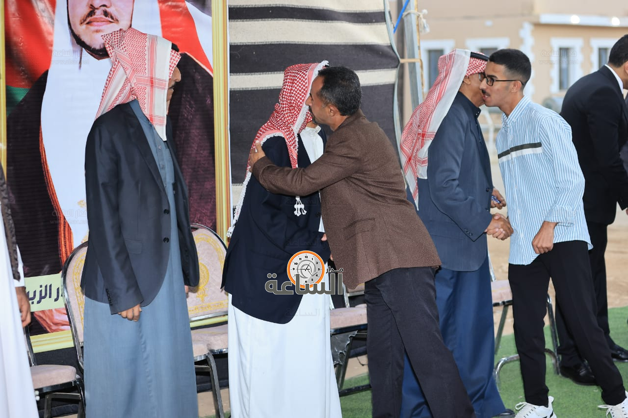 Madar Al-Saa Images 0.29978359292161527