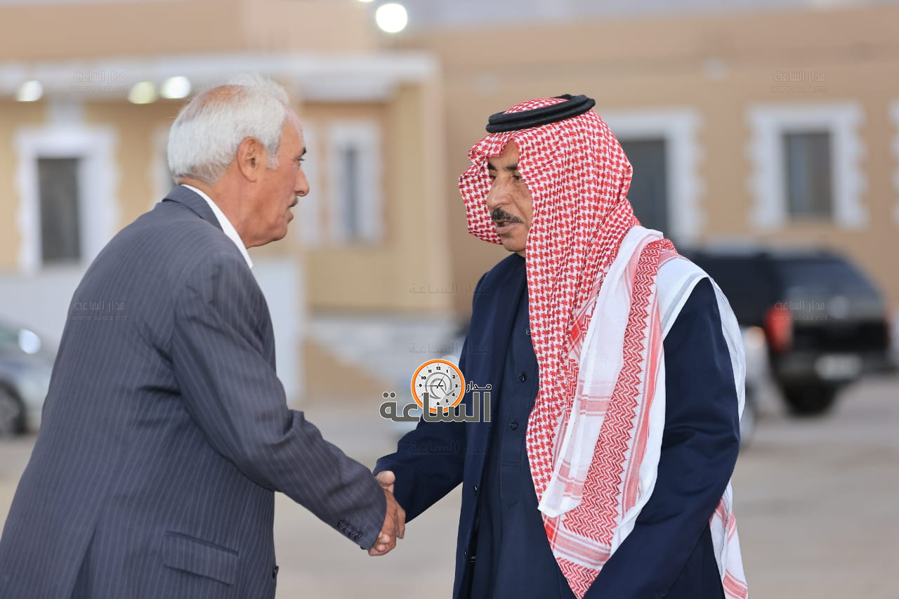 Madar Al-Saa Images 0.8690662714336753