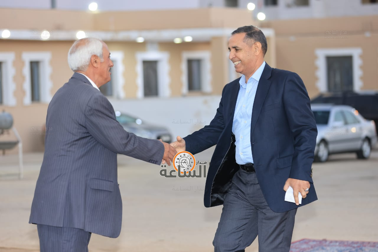 Madar Al-Saa Images 0.17729163361835365