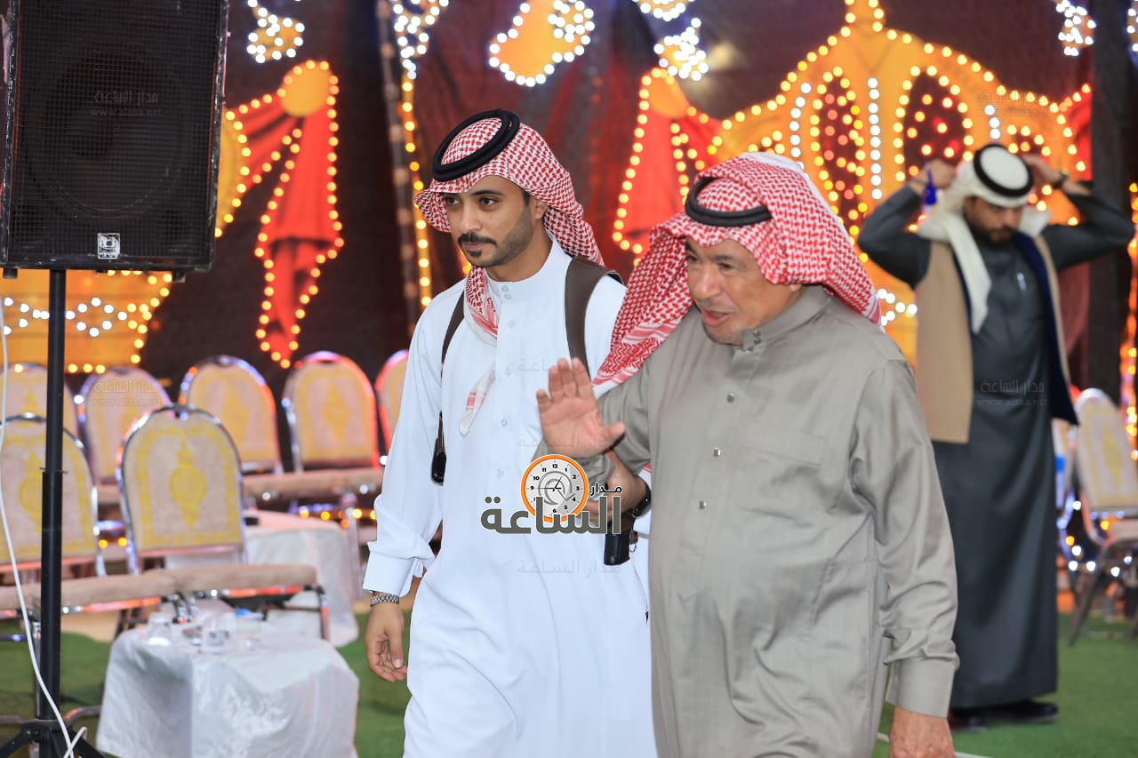 Madar Al-Saa Images 0.7472845663616949